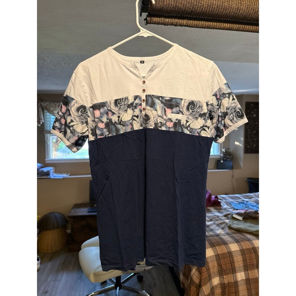 Men’s Floral Sleeve Summer T Shirt Size Medium